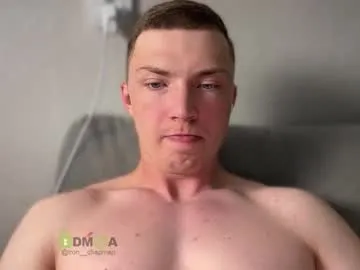 IORio2 – webcam model profile photo Image 15