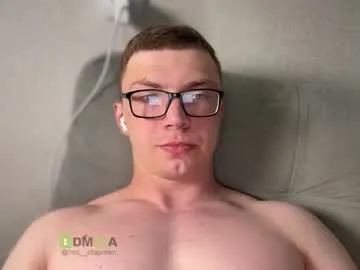 IORio2 – webcam model profile photo Image 16