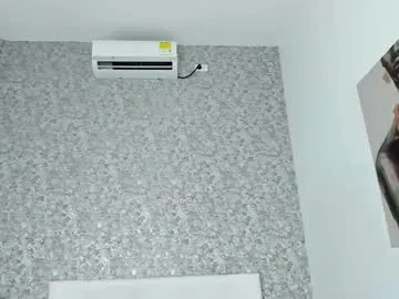 sophia_kellers – webcam model profile photo Image 5