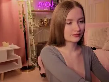 luna_tin – webcam model profile photo Image 18