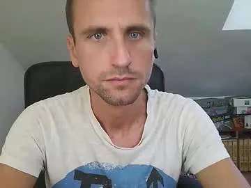 sigmasian – webcam model profile photo Image 13