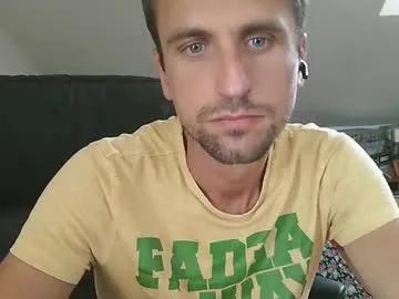 sigmasian – webcam model profile photo Image 3