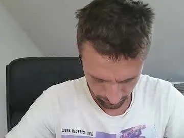 sigmasian – webcam model profile photo Image 5