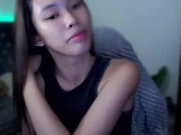 LinaTwins – webcam model profile photo Image 4