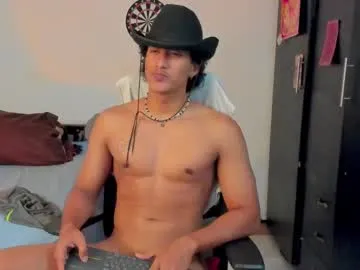 masculineguy69 – webcam model profile photo Image 9