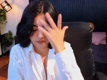 alexa472 – webcam model profile photo Image 11