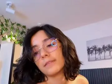 alexa472 – webcam model profile photo Image 5