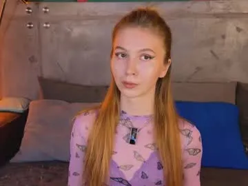 HopeHeaven – webcam model profile photo Image 14