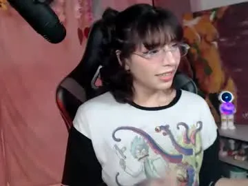 Ninjainia – webcam model profile photo Image 9