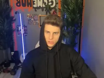 IORio2 – webcam model profile photo Image 7