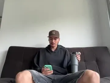 Lola_Hale – webcam model profile photo Image 16