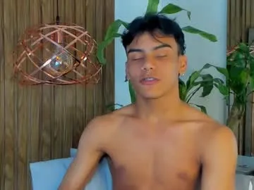 Lola_Hale – webcam model profile photo Image 2