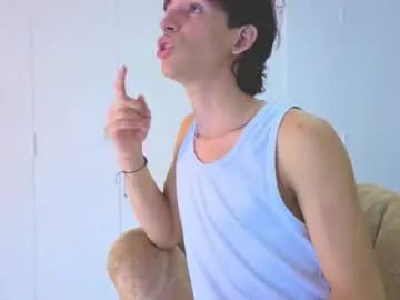 Taanni – webcam model profile photo Image 2