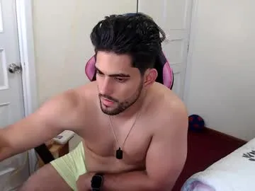 curlytwinkboy – webcam model profile photo Image 16