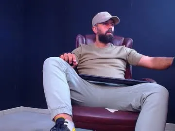 sigmasian – webcam model profile photo Image 2