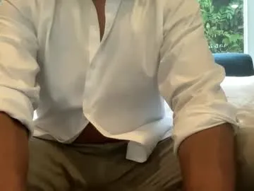 faplex – webcam model profile photo Image 10