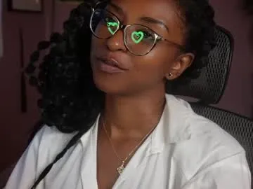 little_v1rgin_angel – webcam model profile photo Image 8