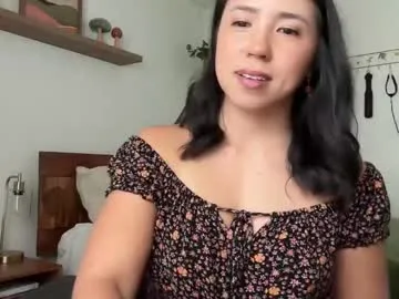 xunybany – webcam model profile photo Image 9