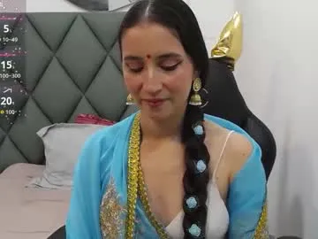 zoe_koller – webcam model profile photo Image 10