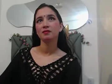 zoe_koller – webcam model profile photo Image 16