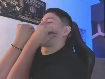 aplant_ – webcam model profile photo Image 15