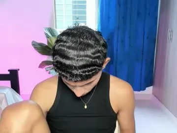 Twins666 – webcam model profile photo Image 12