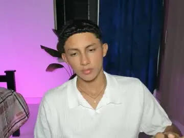 Twins666 – webcam model profile photo Image 14