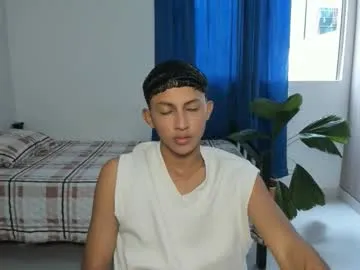 Twins666 – webcam model profile photo Image 9