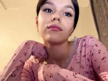 scarlett25__ – webcam model profile photo Image 2