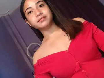 hina_porn – webcam model profile photo Image 16