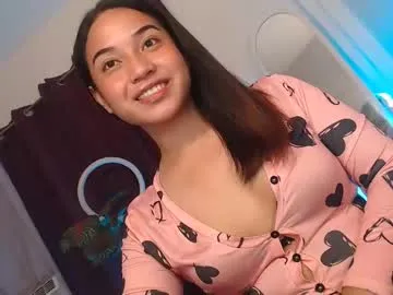 hina_porn – webcam model profile photo Image 19