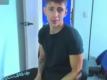 molochnaya000 – webcam model profile photo Image 12