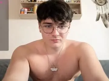 Adelaida1001 – webcam model profile photo Image 2