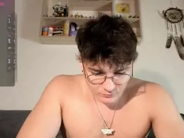 Adelaida1001 – webcam model profile photo Image 3