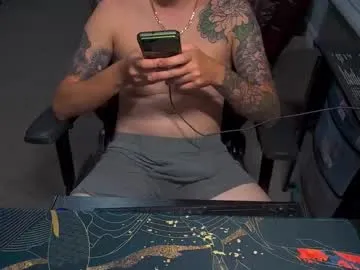 IORio2 – webcam model profile photo Image 3