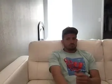 SweetBunnyGF – webcam model profile photo Image 2