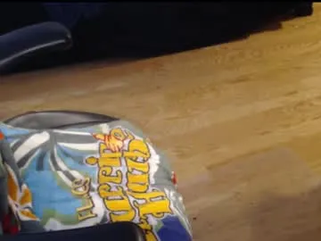 -teenytiny- – webcam model profile photo Image 9