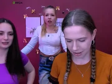 kiki_swan – webcam model profile photo Image 10