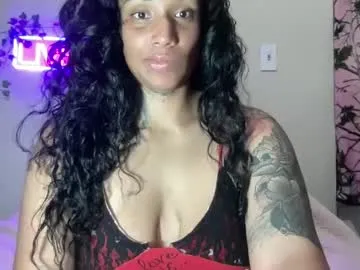 EvieEvans – webcam model profile photo Image 3