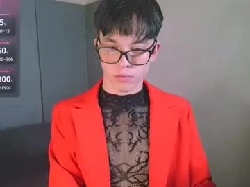 primarch777 – webcam model profile photo Image 3