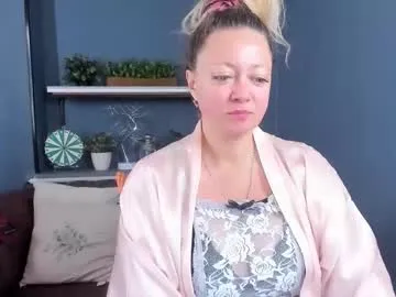 selenemore – webcam model profile photo Image 17