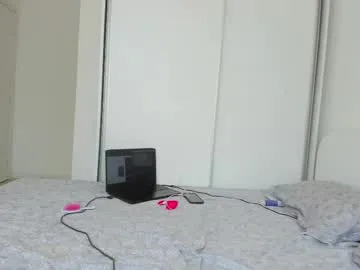 HopeHeaven – webcam model profile photo Image 6