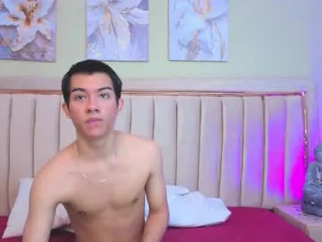 2bigcocksforu – webcam model profile photo Image 8
