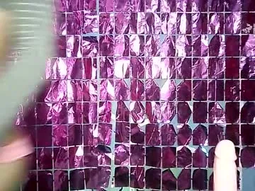 millemimi – webcam model profile photo Image 14