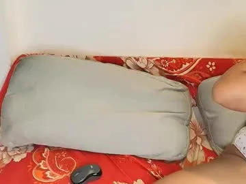 Velvet__vibe – webcam model profile photo Image 11