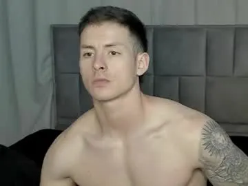 -VikkiL0vesCheese- – webcam model profile photo Image 16