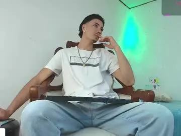 yournewfavourite – webcam model profile photo Image 7