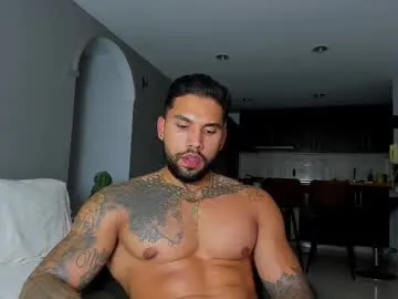 tumbles05 – webcam model profile photo Image 17