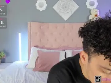 sigmasian – webcam model profile photo Image 19