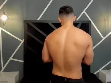 sukebegorilla – webcam model profile photo Image 9